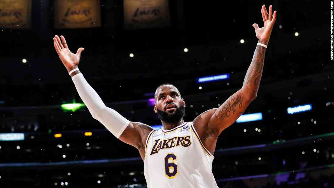 LeBron James clears NBA, PHA to play in basketball league