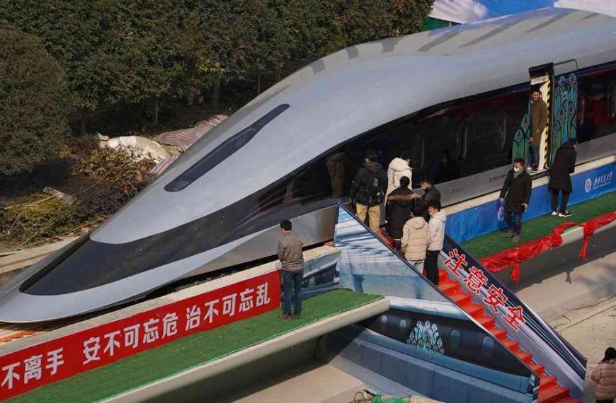 China’s latest high-speed train prototype reaches top speed of up to 600 mph
